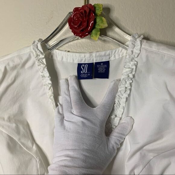 SO GSJC white blouse V-neck Medium - Picture 5 of 5